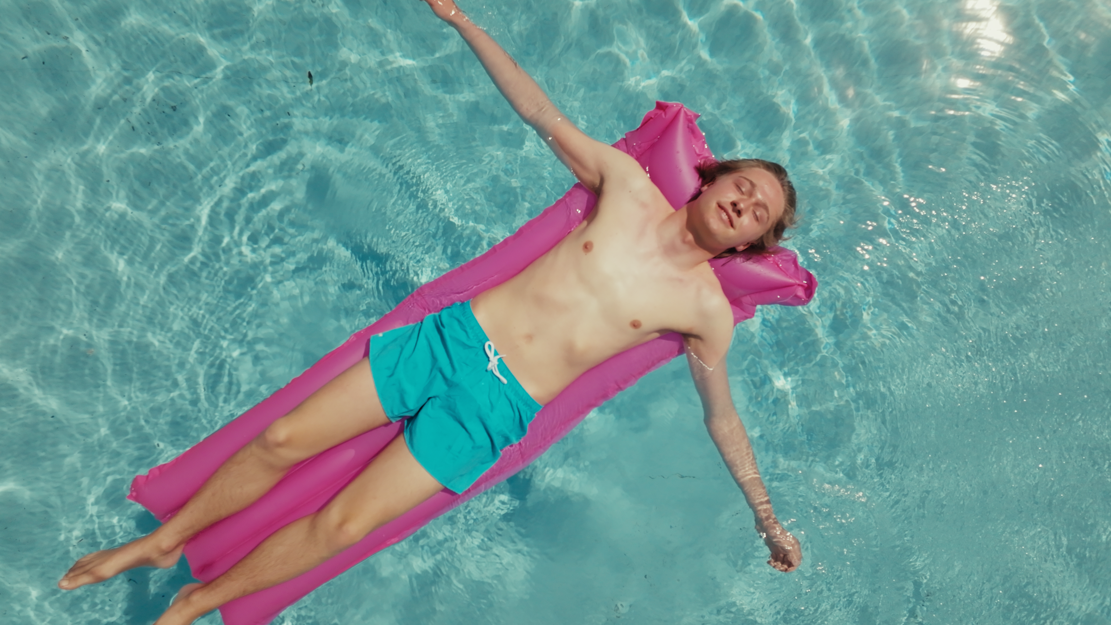 //www.emma-sleep.co.kr/cdn/shop/files/image10.png?crop=center&height=528&v=1751523144&width=400